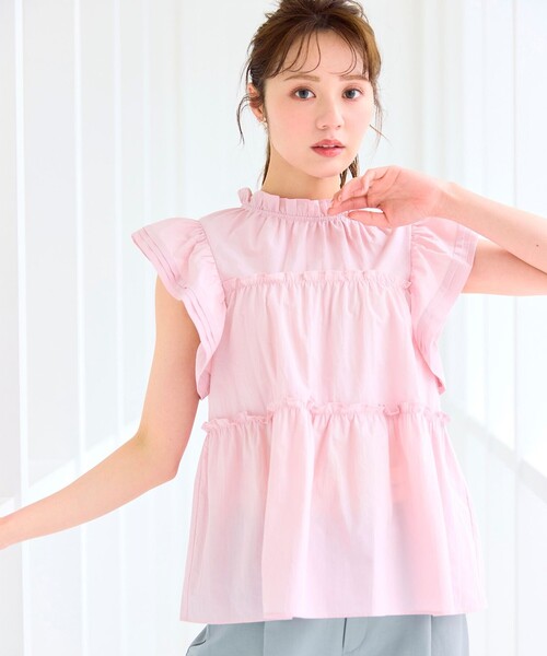 Feroux(フェルゥ)の「【洗える】ペプラムシルエットフリルブラウス(シャツ/ブラウス・レディース・ネイビー系/スモーキーグリーン系/ピンク系・F)」の3枚目の写真