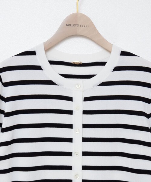 NOLLEY’S Sophi（ノーリーズソフィ）の「《アンサンブル対応/手洗い可能》マルチファンクションクルーネックカーディガン（カーディガン/ボレロ・レディース・キャメル/ホワイト系その他2/レッド/ダークブラウン・38/36）」の21枚目の写真