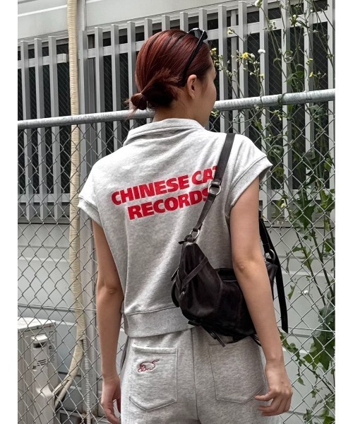 THROW by SLY（スローバイスライ）の「THROW MAYU KAKIHATA SW STAND TOPS 半袖 夏服　トレーナー スウェット（スウェット・レディース・杢グレー/ブラック・FREE）」の4枚目の写真