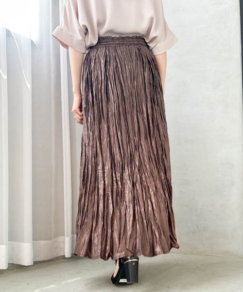 LAUTREAMONT（ロートレアモン）の「【WEB限定】グリッターシャイニープリーツスカート（スカート・レディース・ブラウン/ブラック/オフホワイト・9号）」の7枚目の写真
