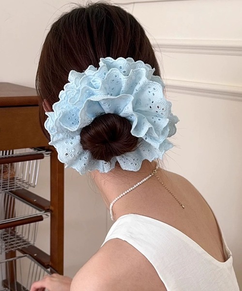 WESTSEA(ウエストシー)の「スカラップレース シュシュ 大きめ(シュシュ・レディース・ブルー/イエロー/ピンク/レッド/ホワイト/ライトブルー・FREE)」の3枚目の写真