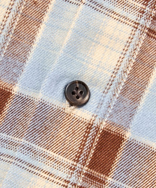 Noen(ノエン)の「ウエスタンシャドーチェックシャツ(シャツ/ブラウス・メンズ・レッド/ブラウン/ライトブルー・LARGE/MEDIUM)」の17枚目の写真