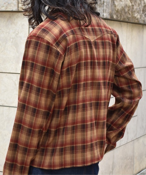 Noen(ノエン)の「ウエスタンシャドーチェックシャツ(シャツ/ブラウス・メンズ・レッド/ブラウン/ライトブルー・LARGE/MEDIUM)」の9枚目の写真