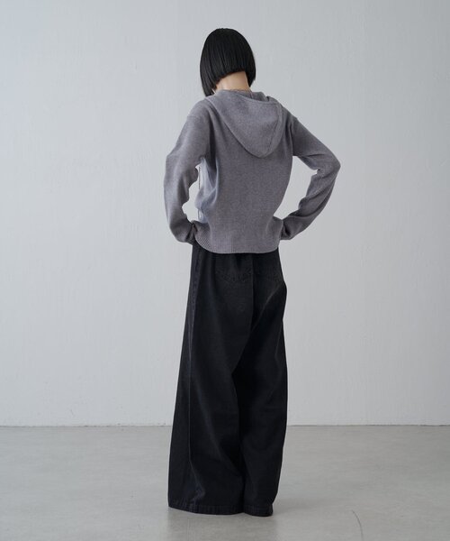 Lui's（ルイス）の「フードZIPニットパーカー（ニット/セーター・レディース・グレー/ベージュ/ブラック/サックスブルー・FREE）」の21枚目の写真