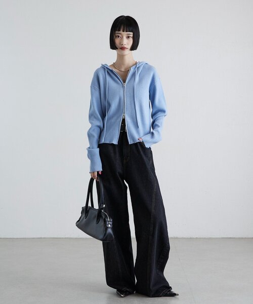 Lui's（ルイス）の「フードZIPニットパーカー（ニット/セーター・レディース・グレー/ベージュ/ブラック/サックスブルー・FREE）」の13枚目の写真