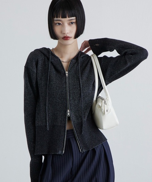 Lui's（ルイス）の「フードZIPニットパーカー（ニット/セーター・レディース・グレー/ベージュ/ブラック/サックスブルー・FREE）」の2枚目の写真