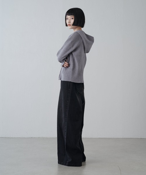 Lui's（ルイス）の「フードZIPニットパーカー（ニット/セーター・レディース・グレー/ベージュ/ブラック/サックスブルー・FREE）」の7枚目の写真