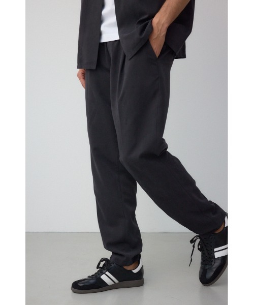 AZUL by moussy(アズールバイマウジー)の「C/Tフェイクスウェードセットアップ(セットアップ・メンズ・ブラウン/グレー/ブラック・MEDIUM/LARGE)」の8枚目の写真