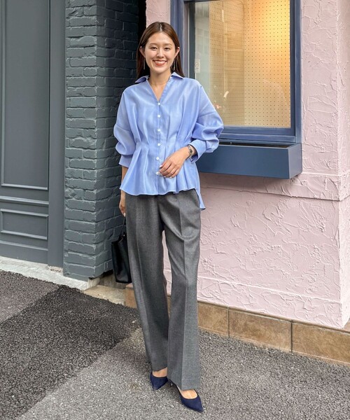 NOLLEY’S（ノーリーズ）の「【追加】ウォッシャブルシアースキッパータックブラウス（シャツ/ブラウス・レディース・オフホワイト/ネイビー/ブラック/サックスブルー・38）」の9枚目の写真