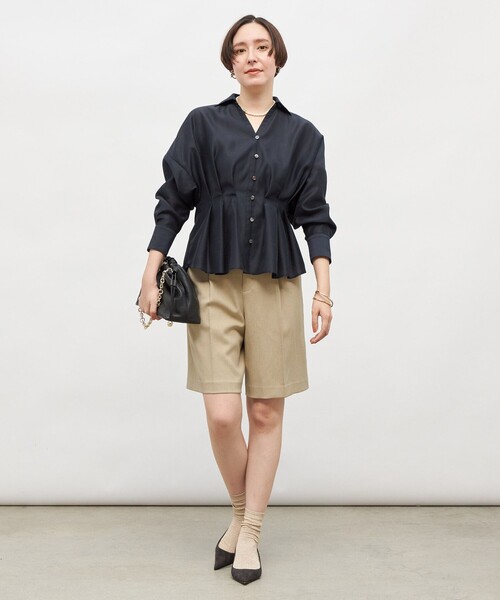 NOLLEY’S（ノーリーズ）の「【追加】ウォッシャブルシアースキッパータックブラウス（シャツ/ブラウス・レディース・オフホワイト/ネイビー/ブラック/サックスブルー・38）」の17枚目の写真