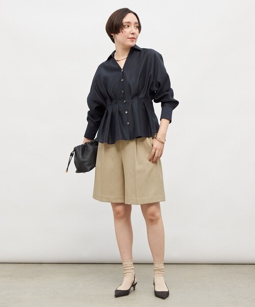 NOLLEY’S（ノーリーズ）の「【追加】ウォッシャブルシアースキッパータックブラウス（シャツ/ブラウス・レディース・オフホワイト/ネイビー/ブラック/サックスブルー・38）」の19枚目の写真