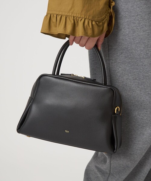 ODETTE E ODILE（オデットエオディール）の「＜TOV＞PETAL M（トートバッグ・レディース・ブラック/ワイン・FREE）」の2枚目の写真