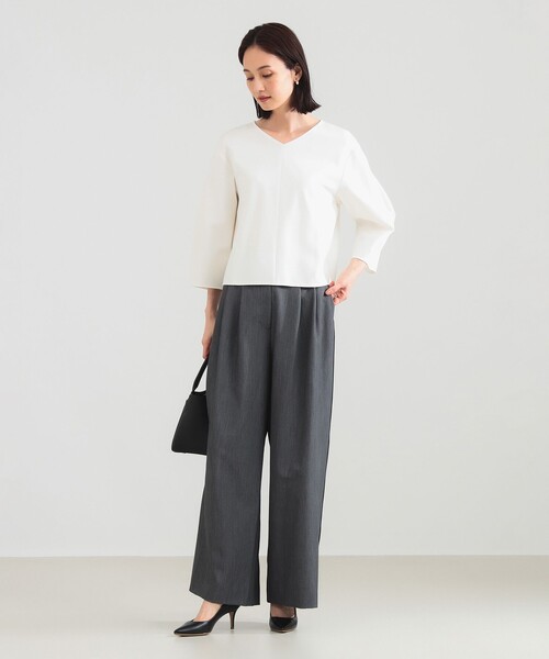 Demi-Luxe BEAMS（デミルクス ビームス）の「【1/9再値下げ】レーヨン ナイロン ポンチ Vネック プルオーバー［手洗い可］（Tシャツ/カットソー・レディース・ブラック/ホワイト・ONE SIZE）」の6枚目の写真