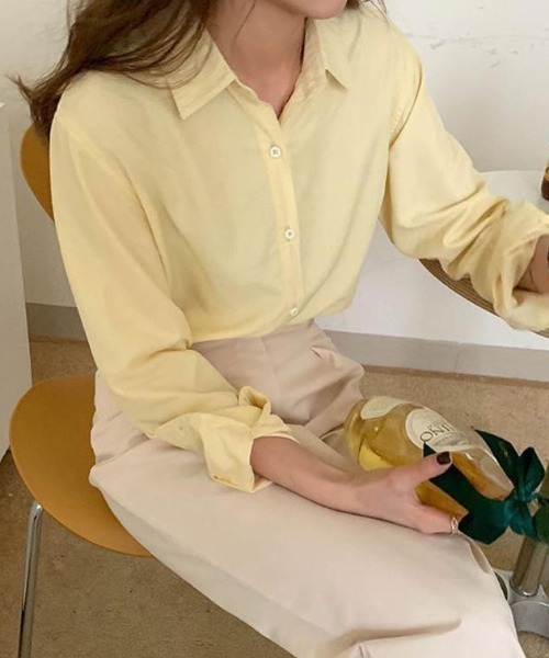 cammie(キャミー)の「ベーシックシンプル無地シャツ(Tシャツ/カットソー・レディース・ライトイエロー/オフホワイト/ブラック・L/M)」の5枚目の写真