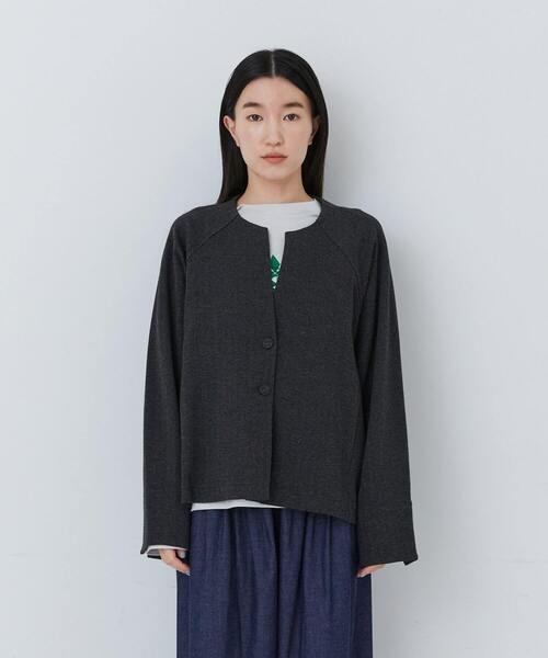 conges payes ADIEU TRISTESSE(コンジェ ペイエ アデュートリステス)の「デザインフロントジャケット(ノーカラージャケット・レディース・ベージュ系その他/ダークブラウン/ブラウン系その他・FREE)」の19枚目の写真