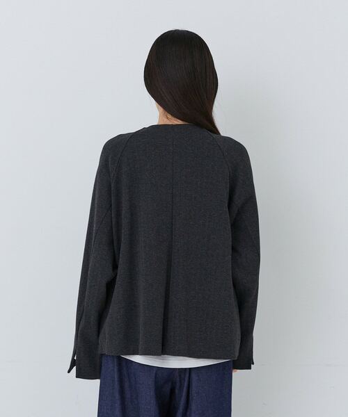 conges payes ADIEU TRISTESSE(コンジェ ペイエ アデュートリステス)の「デザインフロントジャケット(ノーカラージャケット・レディース・ベージュ系その他/ダークブラウン/ブラウン系その他・FREE)」の21枚目の写真