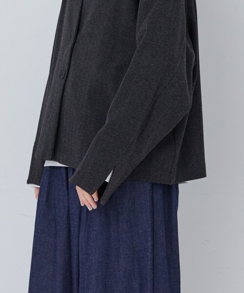 conges payes ADIEU TRISTESSE(コンジェ ペイエ アデュートリステス)の「デザインフロントジャケット(ノーカラージャケット・レディース・ベージュ系その他/ダークブラウン/ブラウン系その他・FREE)」の16枚目の写真
