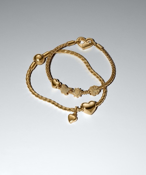 Pandora ゴールド ブレスレット チャーム付き Amazon | Pandora Moments スパークリングクラウンOスネークチェーン