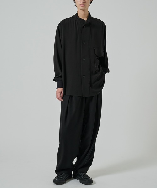 UJOH(ウジョー)の「【UJOH HOMME/ウジョー】W Front Shirt(シャツ/ブラウス・メンズ・ブラック/ブラウン・4/5)」の3枚目の写真