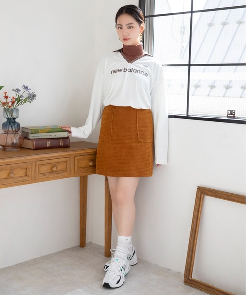 NEW BALANCE（ニューバランス）の「メッシュジャージロングスリーブトップ（Tシャツ/カットソー・レディース・オフホワイト/コバルトブルー・SMALL/MEDIUM/LARGE/X-LARGE）」の4枚目の写真