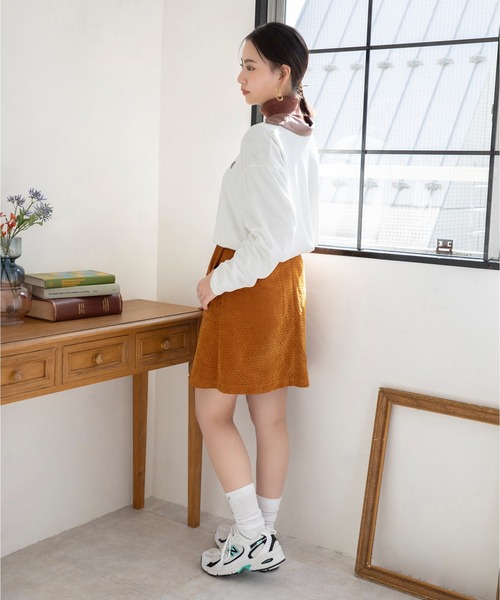 NEW BALANCE（ニューバランス）の「メッシュジャージロングスリーブトップ（Tシャツ/カットソー・レディース・オフホワイト/コバルトブルー・SMALL/MEDIUM/LARGE/X-LARGE）」の22枚目の写真