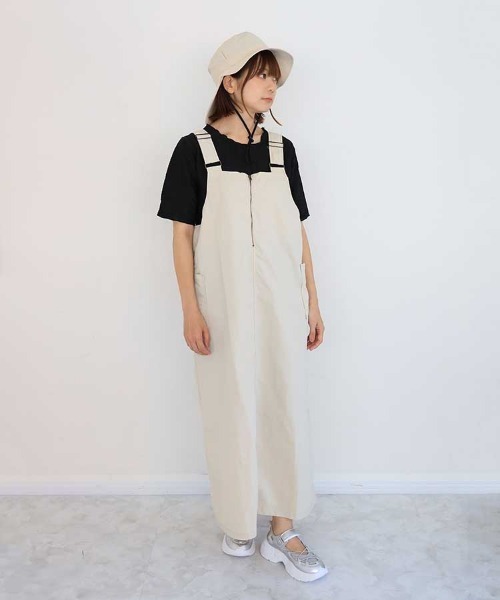 Bleu Bleuet(ブルーブルーエ)の「Bouncy.ひも付アシメトリックブリムハット(ハット・レディース・アイボリー/ブラック・FREE)」の15枚目の写真