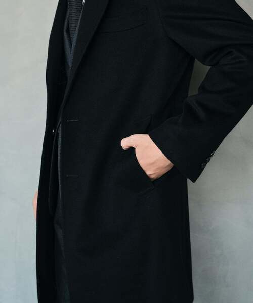 EDIFICE(エディフィス)の「SUPER 140’s ウール / カシミヤ チェスターコート(チェスターコート・メンズ・チャコールグレー/ブラック/ネイビー/グリーン/ブラウン・52/50/48/46/44/42)」の10枚目の写真