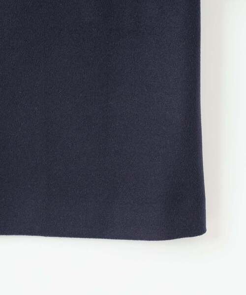 EDIFICE(エディフィス)の「SUPER 140’s ウール / カシミヤ チェスターコート(チェスターコート・メンズ・チャコールグレー/ブラック/ネイビー/グリーン/ブラウン・52/50/48/46/44/42)」の20枚目の写真