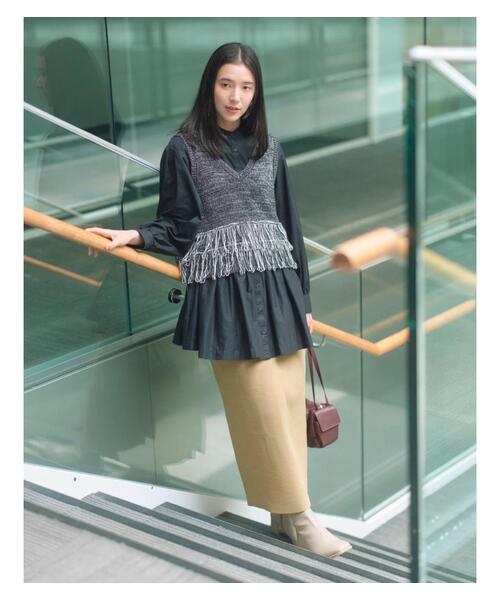 Samansa Mos2 blue（サマンサモスモスブルー）の「切り替えギャザーチュニックブラウス（シャツ/ブラウス・レディース・ブラック/シルバーグレー/レッド系その他・F）」の5枚目の写真