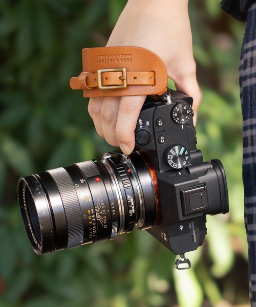 DURAM FACTORY（ドゥラムファクトリー）の「DURAM ドゥラム カメラハンドストラップ 本革 レザー 一眼レフ 17005（カメラ/カメラグッズ・レディース・グリーン/ブラウン/レッド/ブラック/ダークブラウン/ライトブラウン・FREE）」の21枚目の写真