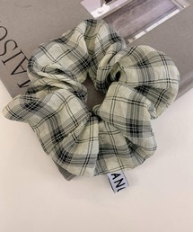 IRADOWL（アイラドール）の「レトロチェック柄シュシュ（シュシュ）」