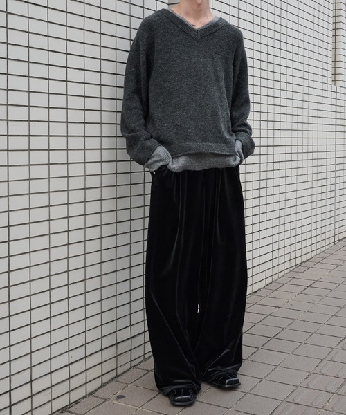 Perushu(ペルーシュ)の「レイヤードリラックスデザインVネックニット(ニット/セーター・メンズ・ベージュ/チャコールグレー/ブラウン・LARGE/MEDIUM)」の19枚目の写真
