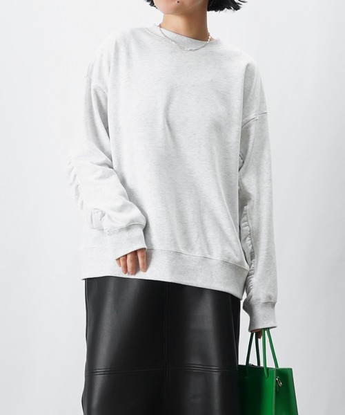 LUCA/LADY LUCK LUCA（ルカ/レディラックルカ）の「LC/LLL ボリュームスリーブ裏毛プルオーバー（スウェット・レディース・グリーン/オートミール/ブラック・FREE）」の4枚目の写真