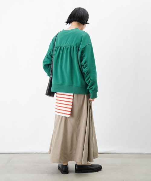 LUCA/LADY LUCK LUCA（ルカ/レディラックルカ）の「LC/LLL ボリュームスリーブ裏毛プルオーバー（スウェット・レディース・グリーン/オートミール/ブラック・FREE）」の18枚目の写真