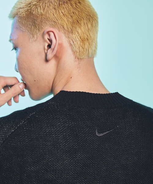 NIKE（ナイキ）の「ナイキ スポーツウェア メンズ ニット クルーネック セーター / Nike Sportswear Men's Knit Crew-Neck Sweater IM7566-010 Black（ニット/セーター・メンズ・ブラック・M/L/XL/S/2XL）」の5枚目の写真