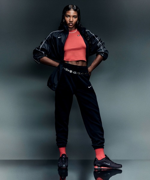 NIKE（ナイキ）の「W SHOX Z　HQ7540-002（スニーカー・レディース・ブラック・23.0cm/23.5cm/24.0cm/24.5cm/25.0cm/25.5cm/26.0cm/26.5cm/27.0cm/27.5cm/28.0cm/28.5cm/29.0cm/22.5cm）」の2枚目の写真