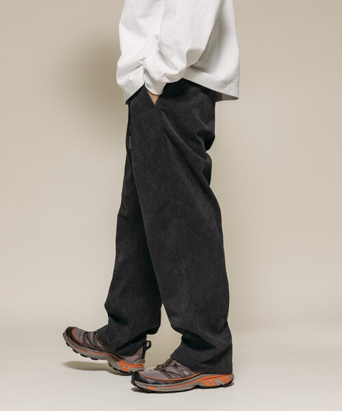 FREAK'S STORE(フリークスストア)の「コーデュロイ ウェービングベルト レギュラーシルエット パンツ Fabric by SOLOTEX(R)(その他パンツ・メンズ・チャコールグレー/ブラック/ブラウン/ベージュ・SMALL/MEDIUM/LARGE)」の22枚目の写真