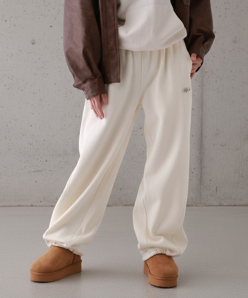 repipi armario（レピピ アルマリオ）の「ルーズキモウスウェットパンツ（スウェットパンツ・キッズ・アイボリー/グレー/ブラック・SMALL/LARGE/MEDIUM）」の2枚目の写真