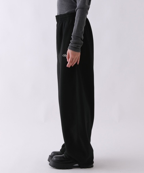 repipi armario（レピピ アルマリオ）の「ルーズキモウスウェットパンツ（スウェットパンツ・キッズ・アイボリー/グレー/ブラック・SMALL/LARGE/MEDIUM）」の8枚目の写真