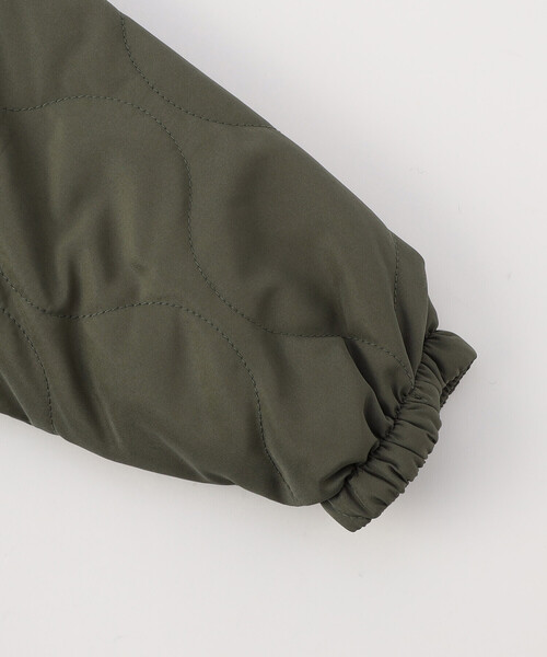 COMME CA ISM(コムサイズム)の「【オンライン限定カラー:ブラック】リバーシブル キルト×ボア ブルゾン(ブルゾン・キッズ・ネイビー/ブラック/カーキ・100cm/120cm/130cm/140cm/150cm/110cm)」の13枚目の写真