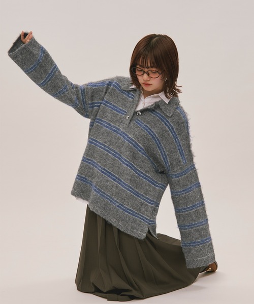 loin nuit（ロワンニュイ）の「striped pattern button knit
