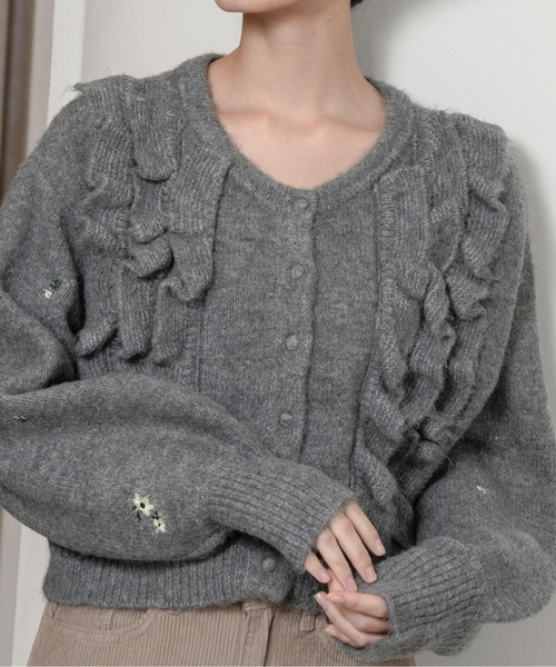 lawgy（ラウジー）の「floral pattern embroidery knit / フローラルパターンエンブロイダリーニット（ニット/セーター・レディース・ホワイト/ブラウン/グレー・FREE）」の12枚目の写真