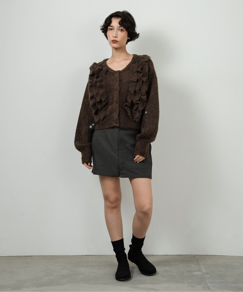 lawgy（ラウジー）の「floral pattern embroidery knit / フローラルパターンエンブロイダリーニット（ニット/セーター・レディース・ホワイト/ブラウン/グレー・FREE）」の9枚目の写真