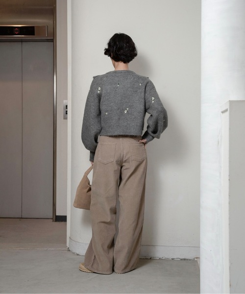 lawgy（ラウジー）の「floral pattern embroidery knit / フローラルパターンエンブロイダリーニット（ニット/セーター・レディース・ホワイト/ブラウン/グレー・FREE）」の17枚目の写真