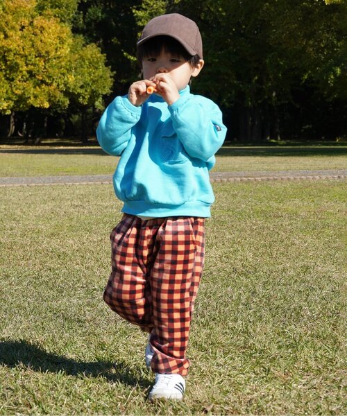 p.premier（ピードットプルミエ）の「【ジュニア対応】ベロアタッチのメルティ起毛フリースぬくぬくタックパンツ（その他パンツ・キッズ・ブルー/その他2/ブラック/ブラウン・80/90/100/110/120/130/140）」の21枚目の写真