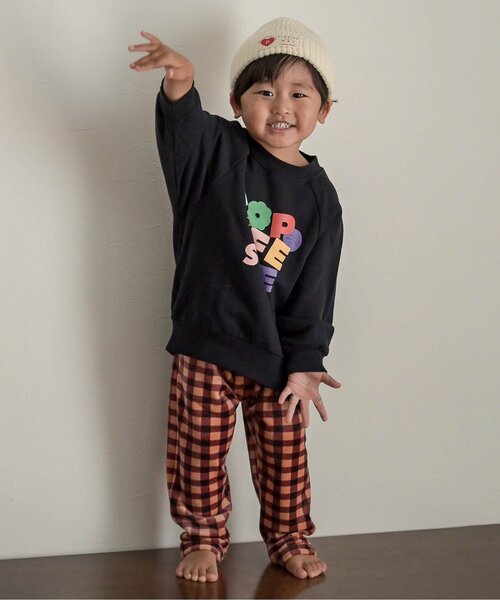 p.premier（ピードットプルミエ）の「【ジュニア対応】ベロアタッチのメルティ起毛フリースぬくぬくタックパンツ（その他パンツ・キッズ・ブルー/その他2/ブラック/ブラウン・80/90/100/110/120/130/140）」の22枚目の写真