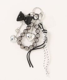 cache cache（カシュ カシュ）の「カシュカシュ cachecache / リボンチャーム（チャーム）」