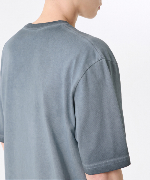 MUSINSA STANDARD（ムシンサスタンダード）の「ルナ ダイング リラックスド クルーネックTシャツ [グレーッシュブルー]（Tシャツ/カットソー・メンズ・その他・SMALL/LARGE/X-LARGE/XX-LARGE/XXX-LARGE/MEDIUM）」の4枚目の写真