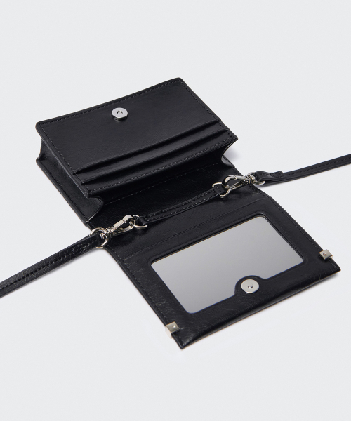 MUSINSA STANDARD WOMAN（ムシンサスタンダードウーマン）の「ウィメンズスクエアエンベロップマイクロクロスバッグ[ブラック]（メッセンジャーバッグ・レディース・その他・FREE）」の8枚目の写真