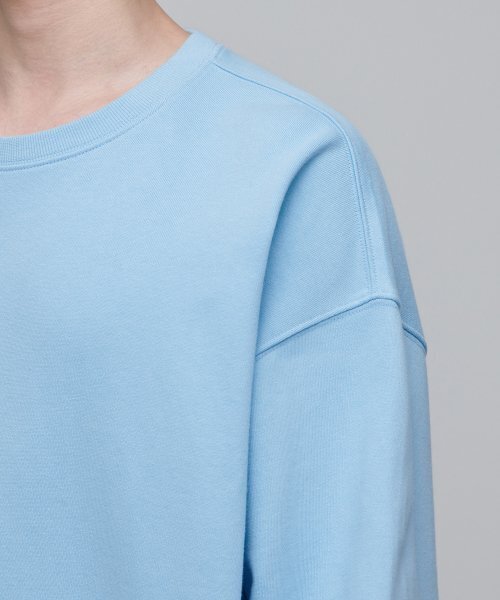 MUSINSA STANDARD（ムシンサスタンダード）の「オーバーサイズスウェットシャツ[スカイブルー]（スウェット・メンズ・その他・SMALL/MEDIUM/LARGE/X-LARGE/XX-LARGE/XXX-LARGE）」の6枚目の写真